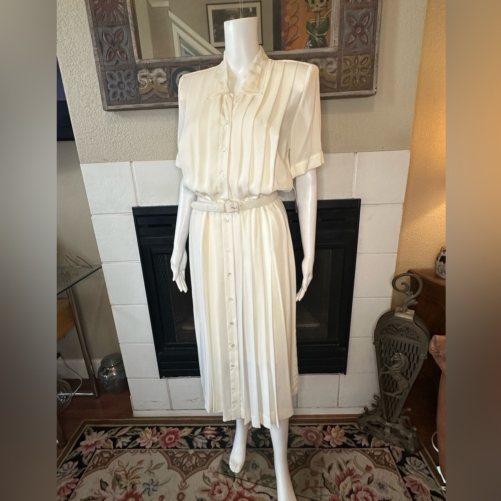 NWT 80's Liz Claiborne Petite 100% Rayon White VTG Dress Size 8 belted